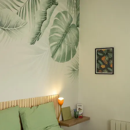 Jungle - Deco Tropicale Et Confort Moderne *